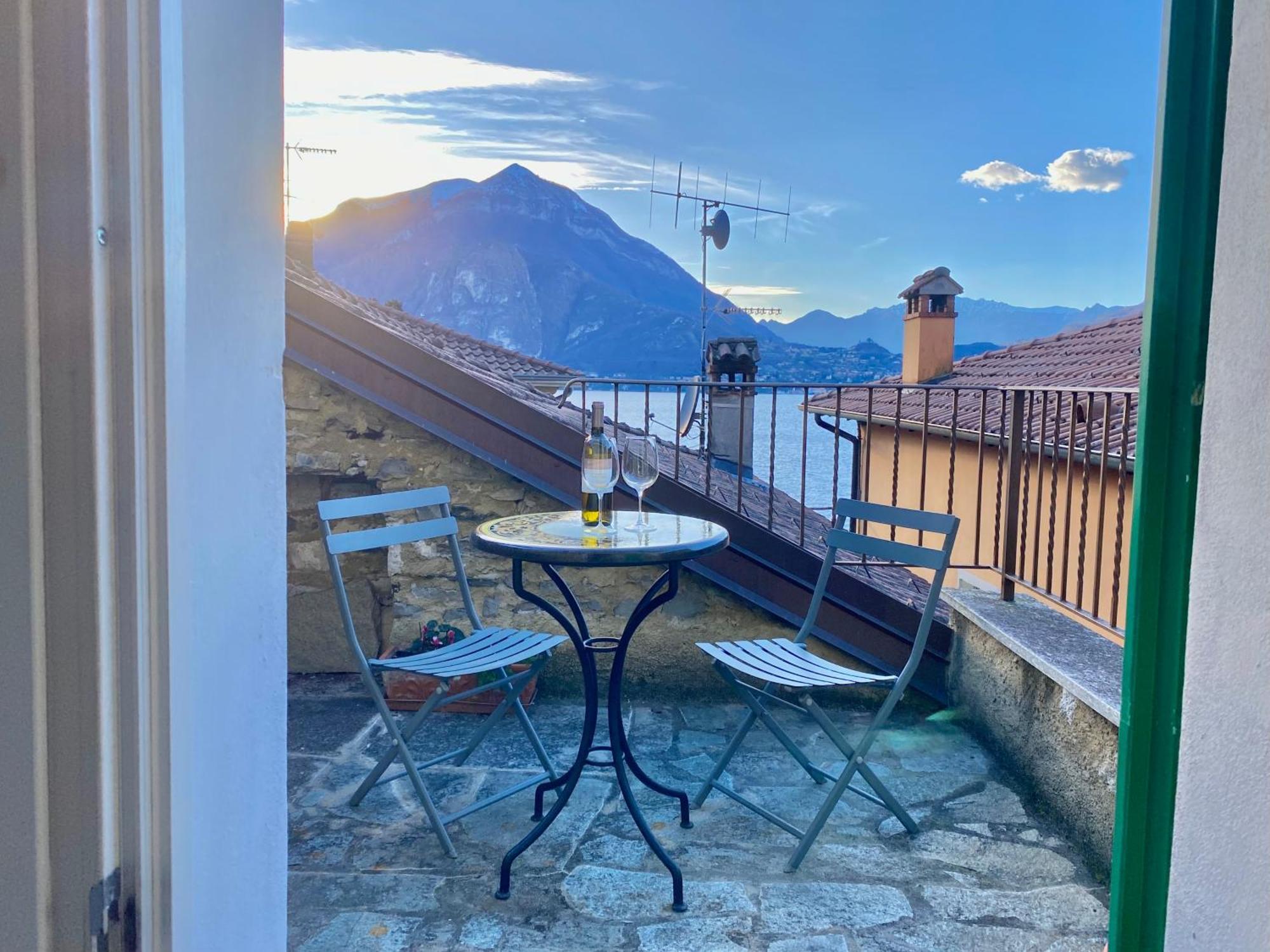 Chiave Di Volta Lovely Guesthouse With Terrace Varenna Exterior photo
